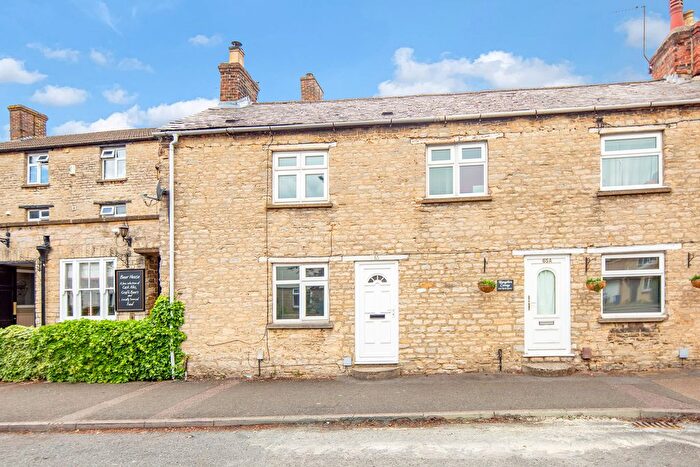 2 Bedroom Terraced House For Sale In North Street, Bicester, OX26