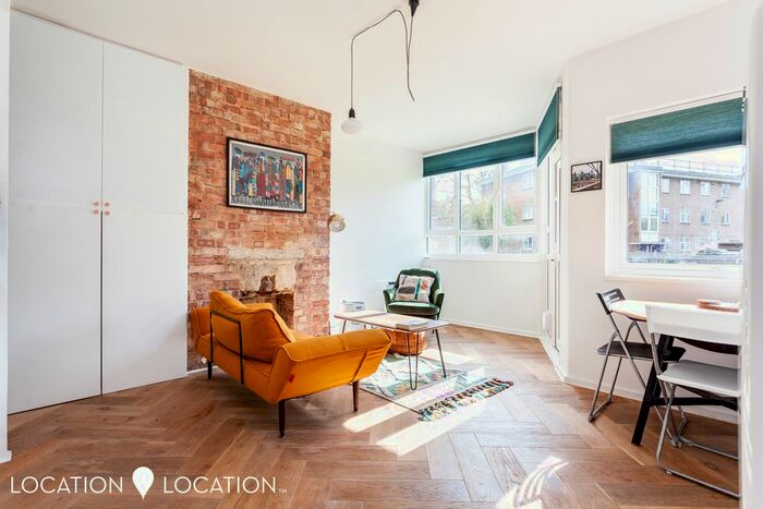 Studio To Rent In Stoke Newington Church Street, London, N16