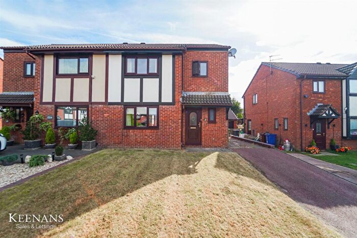 3 Bedroom Semi-detached House For Sale In Pine Close, Rishton, BB1