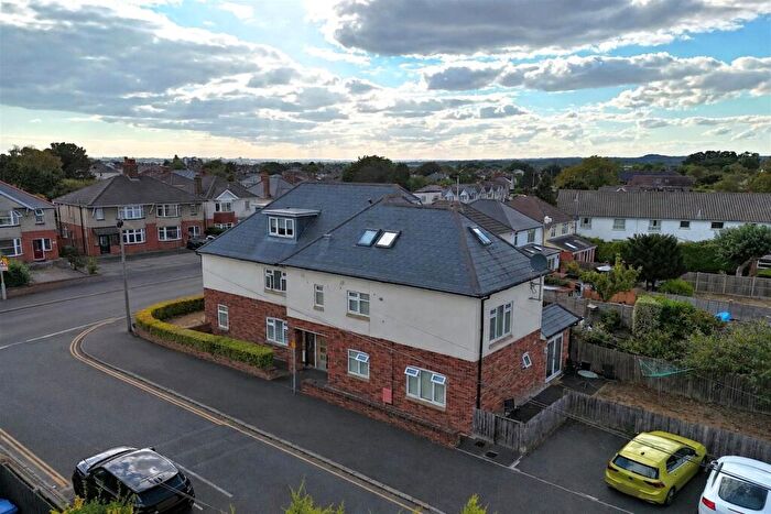 1 Bedroom Flat To Rent In Poole, BH15