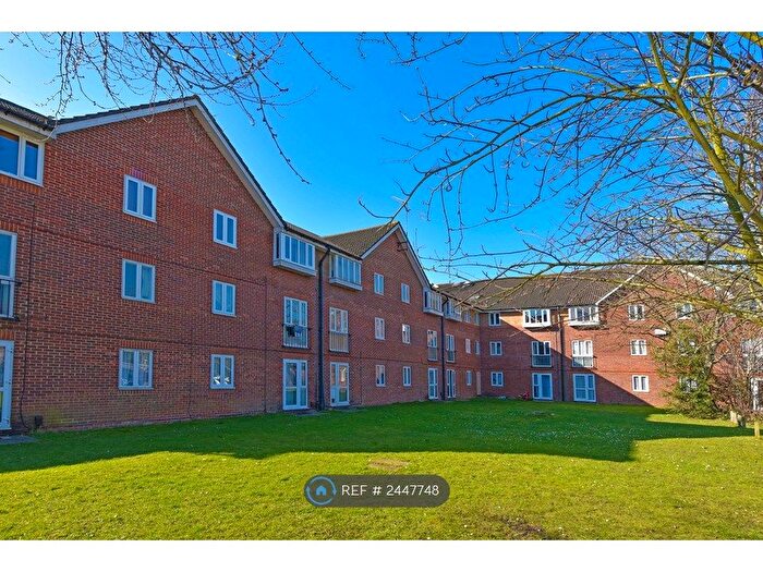 1 Bedroom Flat To Rent In Foyes Court, Southampton, SO15