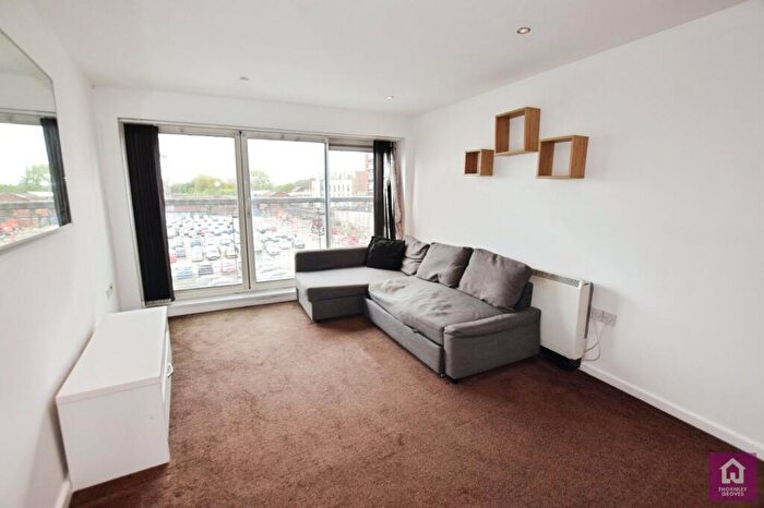 2 Bedroom Flat To Rent In The Citadel, Ludgate Hill, Manchester, M4