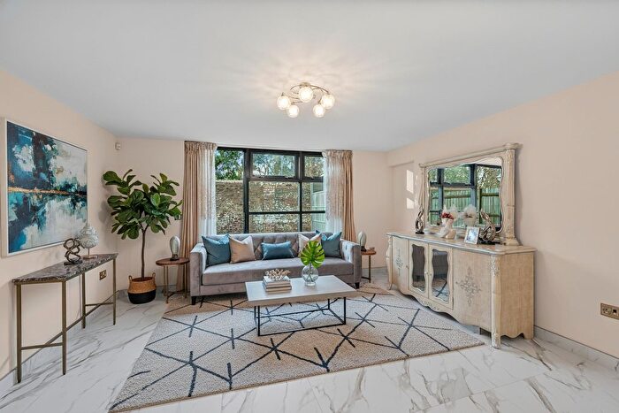 3 Bedroom End Of Terrace House To Rent In Pallister Terrace, Roehampton Vale, SW15