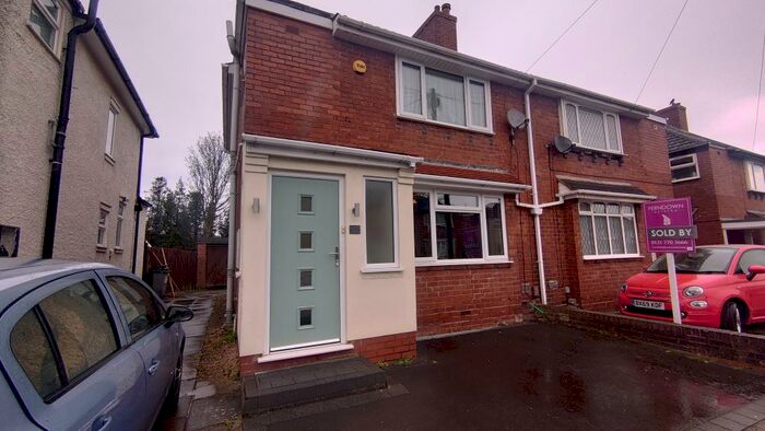 3 Bedroom Semi-Detached House To Rent In Alston Road, Solihull, B91