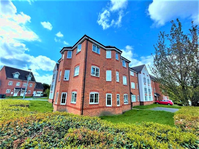 2 Bedroom Flat To Rent In Old College Drive, Wednesbury, WS10