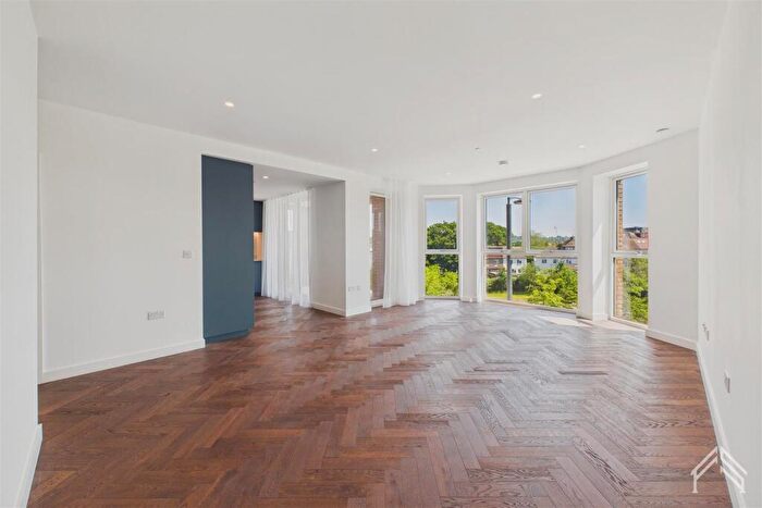 2 Bedroom Apartment To Rent In The Delamarre House, Parkview Avenue, NW2