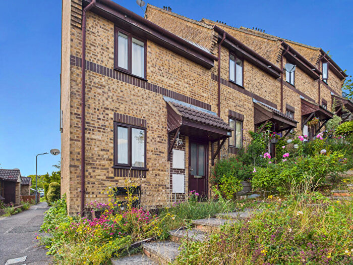 2 Bedroom Maisonette To Rent In Campbell Close, High Wycombe, Buckinghamshire, HP13