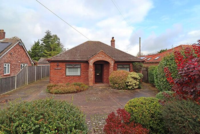 2 Bedroom Detached Bungalow For Sale In School Road, Langham, Colchester, CO4