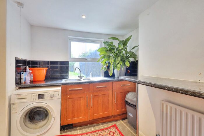 2 Bedroom Terraced House For Sale In Balmoral Road, Northampton, NN2