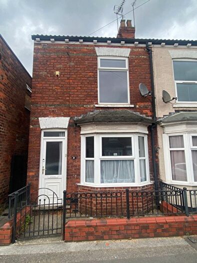 2 Bedroom End Of Terrace House To Rent In Belmont Street, Hull, HU9