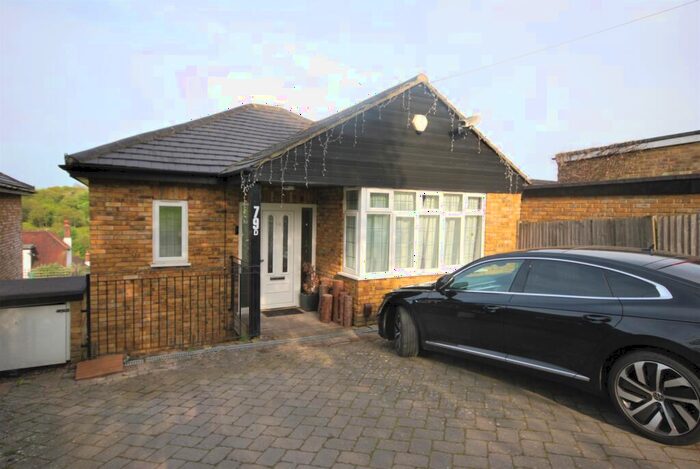 3 Bedroom Terraced House To Rent In Riddlesdown Road Purley, CR8