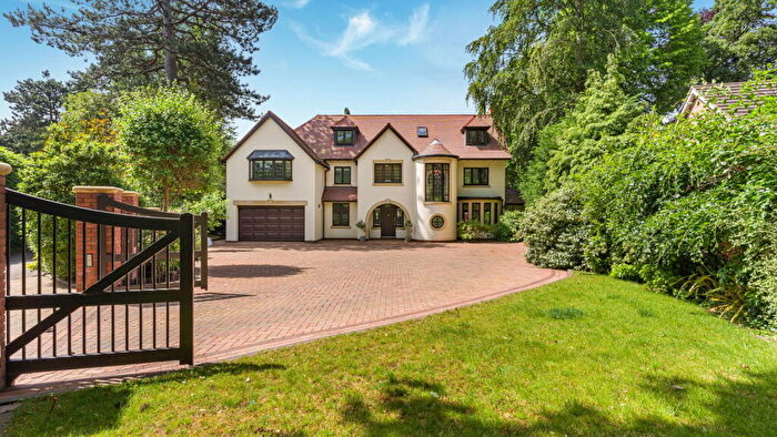 6 Bedroom Detached House For Sale In Parklands Drive, Four Oaks, B74