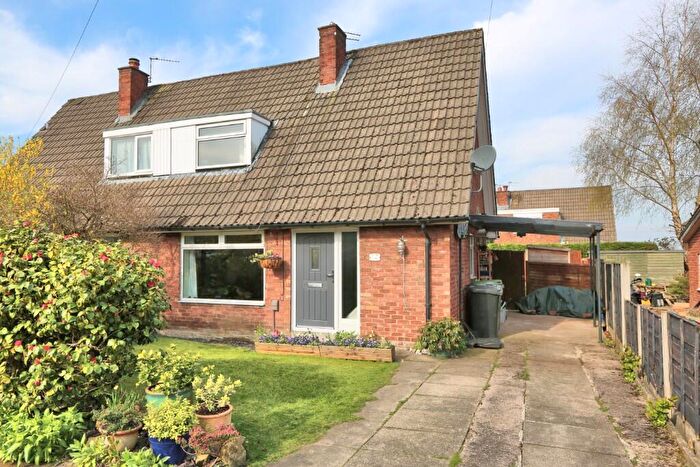 3 Bedroom Semi-Detached House For Sale In Elmsway, Bollington, Macclesfield, SK10