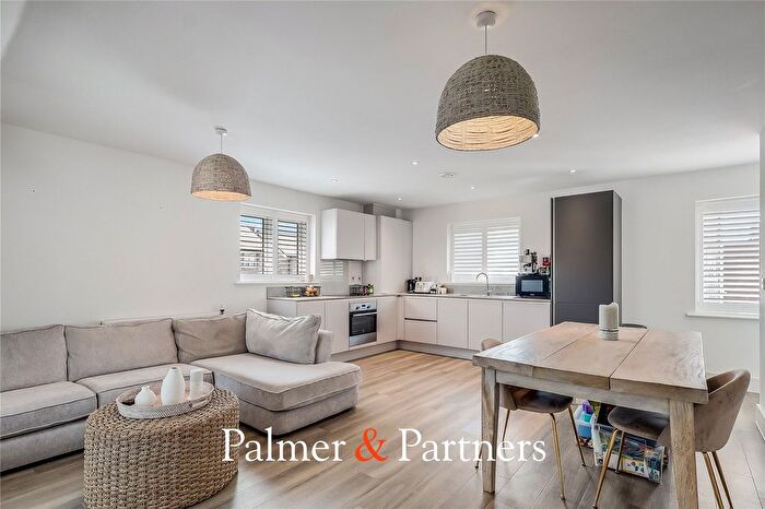 2 Bedroom Flat For Sale In Robert Mccarthy Place, Beaulieu, Chelmsford, Essex, CM1