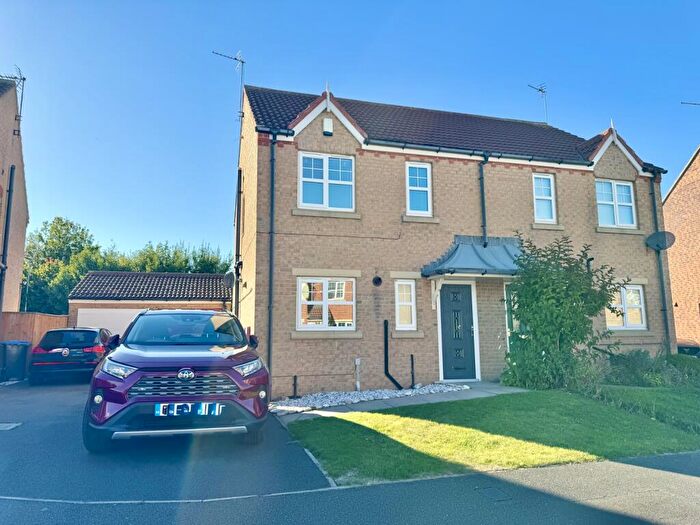 3 Bedroom Semi-Detached House For Sale In Stoneycroft Way, Seaham, County Durham, SR7