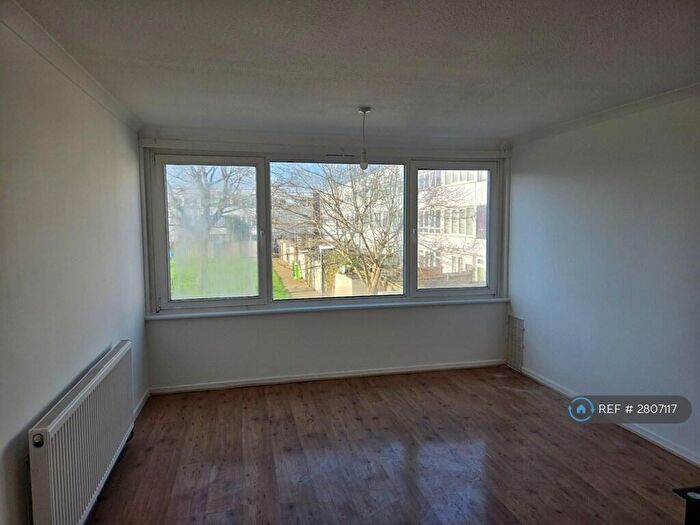 3 Bedroom Terraced House To Rent In Acacia Road, Mitcham, CR4