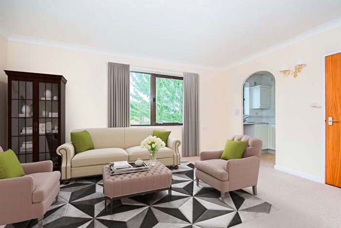 2 Bedroom Flat To Rent In Homenene House, Peterborough, PE2