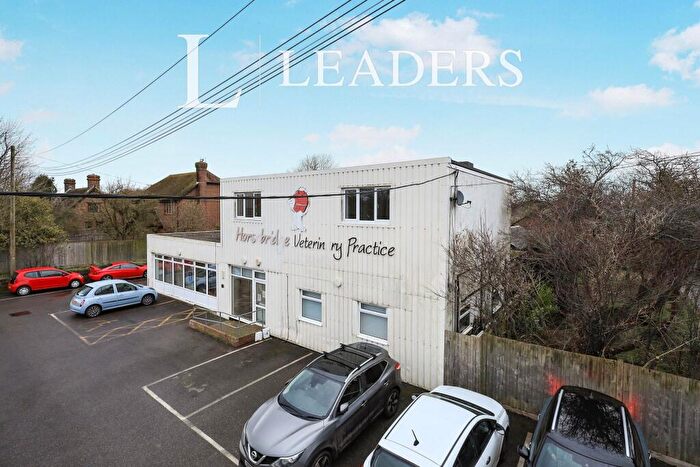 2 Bedroom Flat To Rent In Lower Horsebridge, BN27