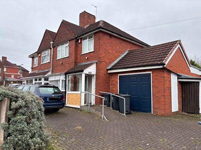 3 Bedroom Semi Detached House For Sale In Queslett Road, Great Barr, Birmingham, B53