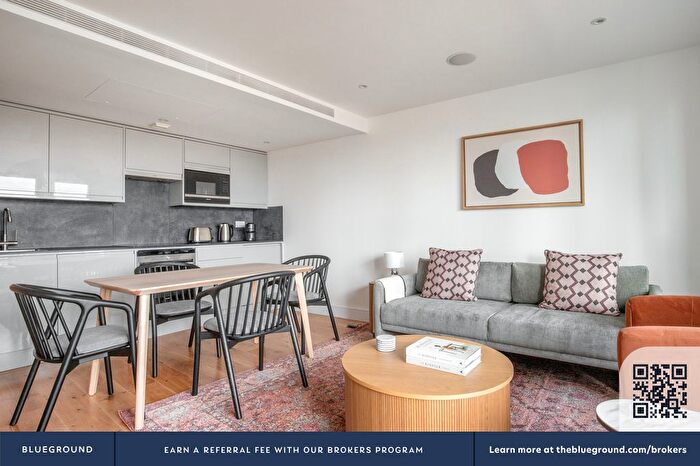 2 Bedroom Flat To Rent In Vauxhall, SW8
