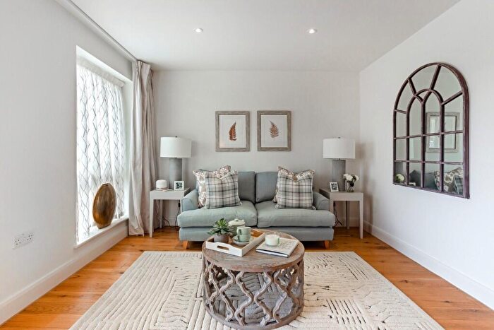 2 Bedroom Apartment To Rent In Cirencester Road, Tetbury, Gloucestershire, GL8