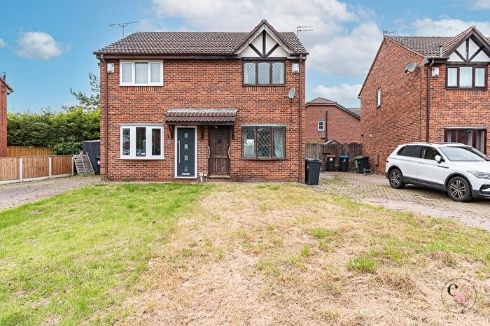 2 Bedroom Property For Sale In Greenfields, Winsford, CW7