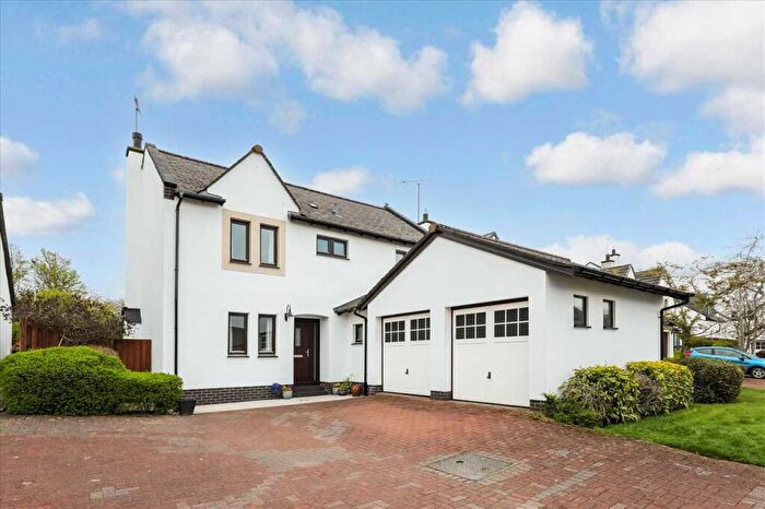 5 Bedroom Detached House For Sale In Ministers Park, Kittochmuir, East Kilbride, G74