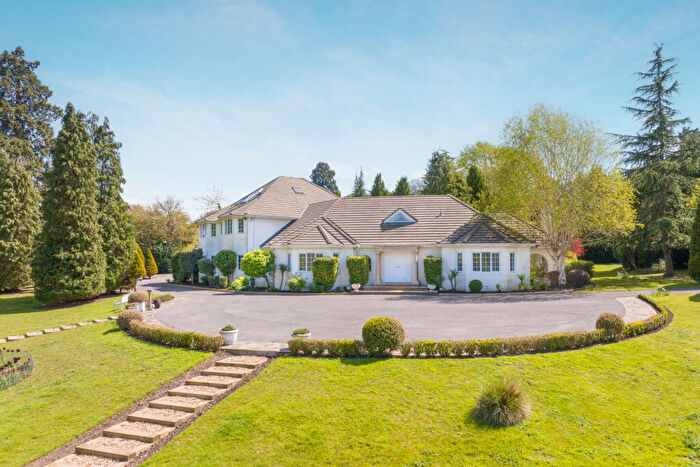 8 Bedroom Detached House For Sale In Longcross, Surrey, KT16