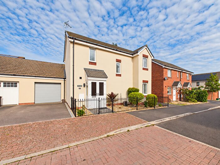 3 Bedroom Detached House For Sale In Marlstone Close, Gloucester, GL4
