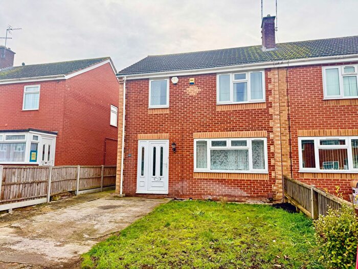 3 Bedroom End Terrace House For Sale In Colwell Avenue, Hucclecote, GL3