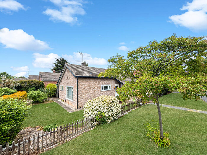 2 Bedroom Bungalow For Sale In Scotsdowne Road, Cambridge, CB2