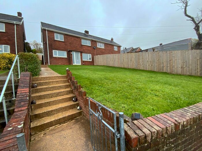 2 Bedroom Semi-Detached House To Rent In Ffordd Aneurin, Pontyberem, Llanelli SA15