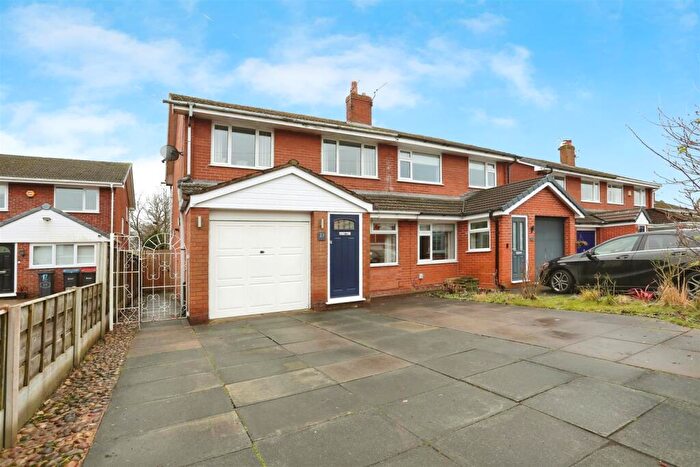 3 Bedroom Semi-Detached House For Sale In Harris Road, Lostock Gralam, Northwich, CW9