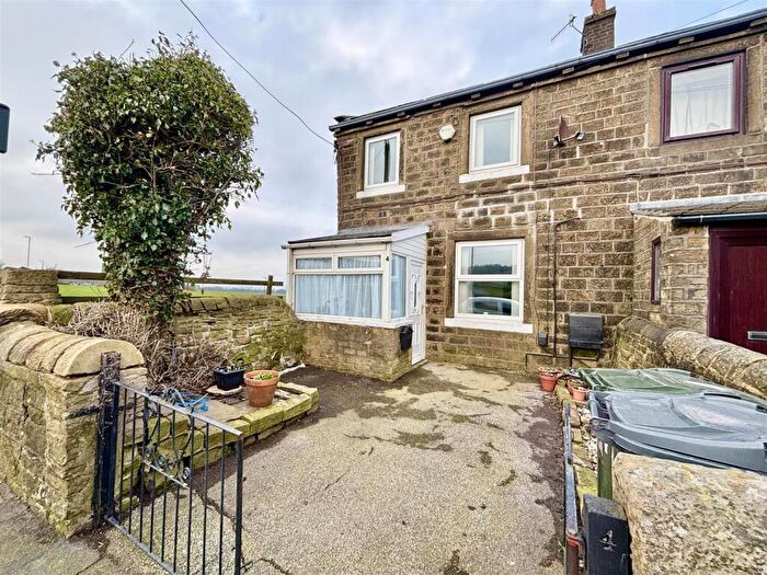 2 Bedroom Terraced House For Sale In Lane Top, Denholme, Bradford, BD13
