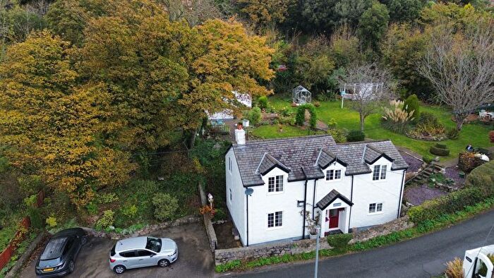 2 Bedroom Cottage For Sale In Segurinside, Llandudno Junction, LL31