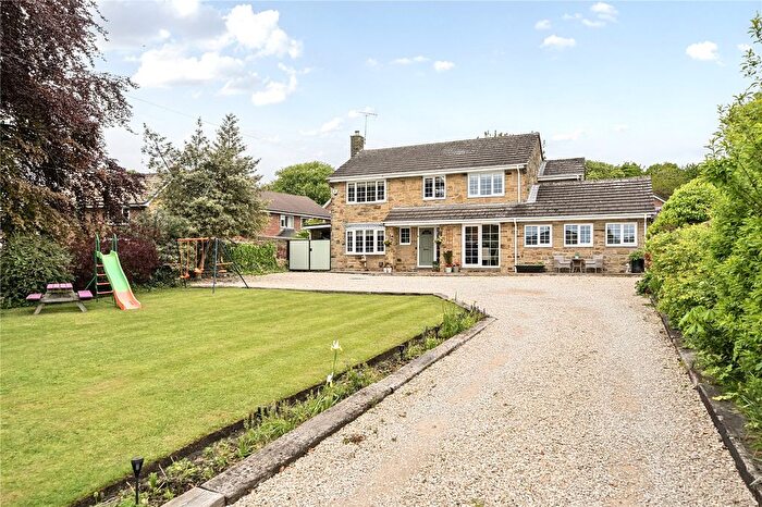 4 Bedroom Detached House For Sale In Bradford Road, East Ardsley, Wakefield, West Yorkshire, WF3