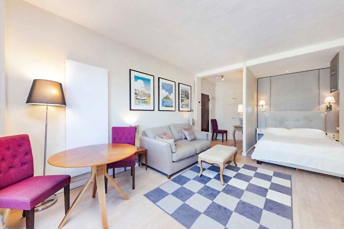 Studio To Rent In Palace Gardens Terrace, Kensington, W8