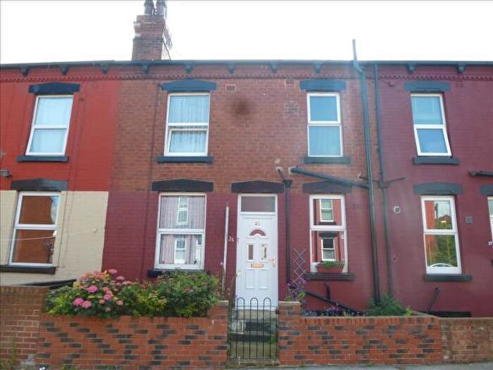 2 Bedroom Terraced House To Rent In Arley Place, Leeds, West Yorkshire, LS12