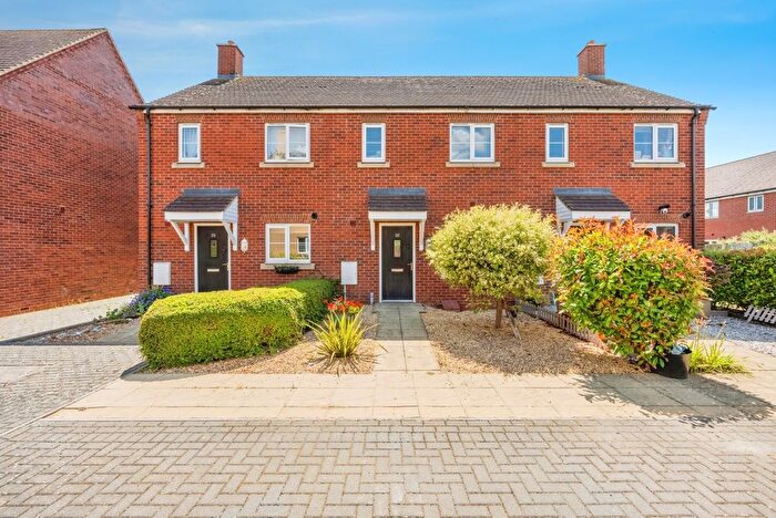 2 Bedroom Terraced House For Sale In Jubilee Close, Blunham, Bedford, Bedfordshire, MK44
