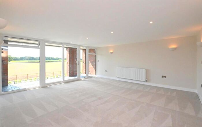 2 Bedroom Barn Conversion For Sale In Pheasants Run, Redbank Farm, Maker Lane, Hoar Cross, DE13
