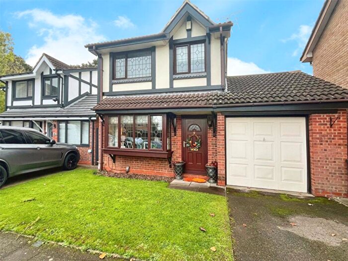 3 Bedroom Detached House For Sale In Glenmore Drive, Coventry, West Midlands, CV6