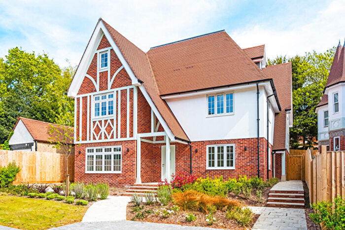 3 Bedroom Semi-Detached House For Sale In Meyrick Park Crescent, Meyrick Park, Bournemouth, Dorset, BH3