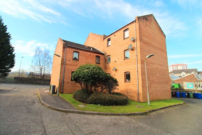 2 Bedroom Flat To Rent In Rowans Gate, Paisley, PA2
