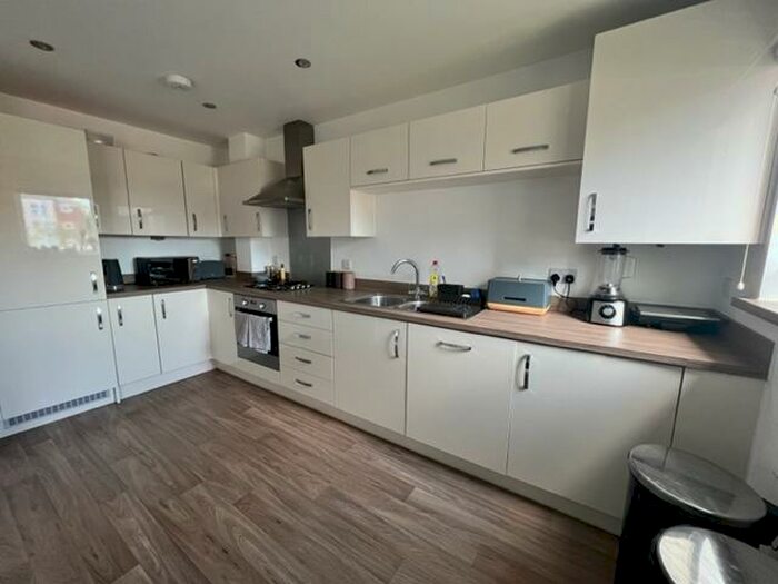 2 Bedroom Apartment To Rent In Hope Close, Peterborough, PE3