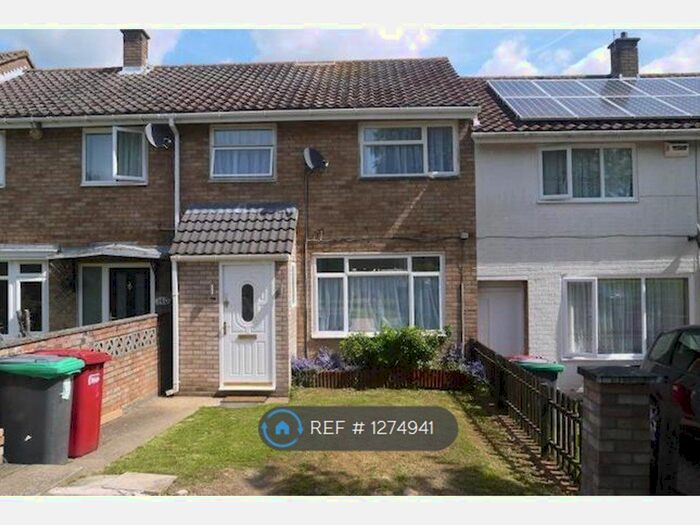 3 Bedroom Terraced House To Rent In Burnham, Burnham SL2