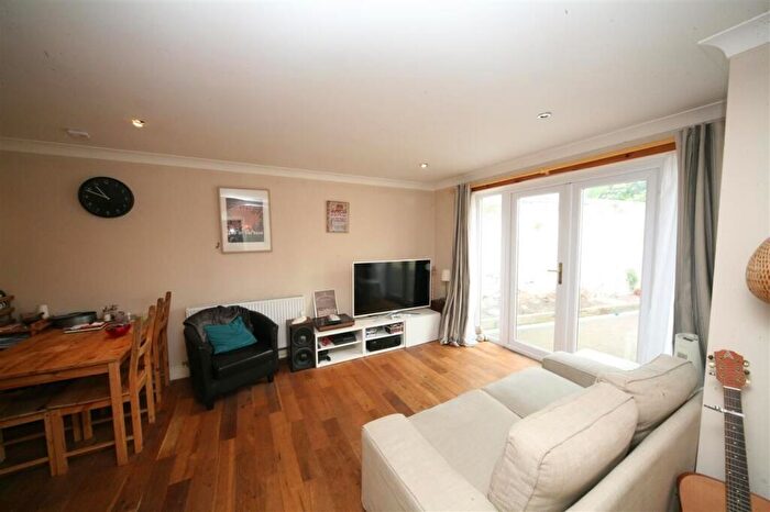 1 Bedroom Bungalow To Rent In South Street Mews, Bristol, BS3