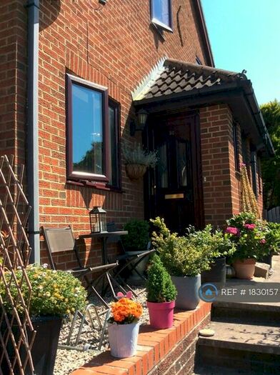 1 Bedroom Semi-Detached House To Rent In Fox Road, Haslemere, GU27