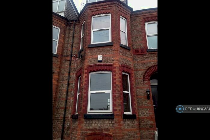 Studio To Rent In Urmston, Manchester, M41