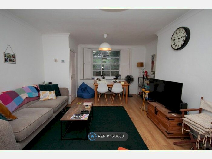 2 Bedroom Flat To Rent In Highbury Hill, London, N5