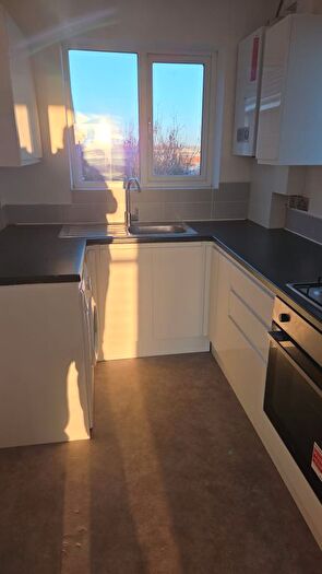 2 Bedroom Flat To Rent In Grosvenor Road, Hoylake, CH47